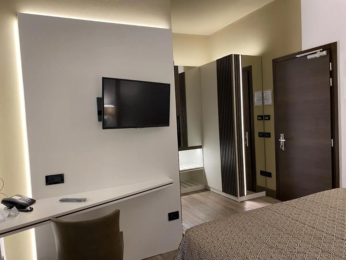 Hotel Giulietta Romeo Lazise 3*,