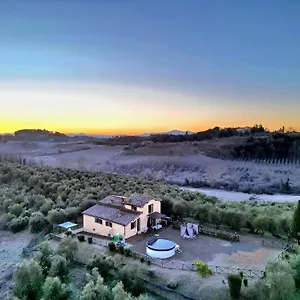 https://villa-degli-olivi.it-tuscanyhotel.com