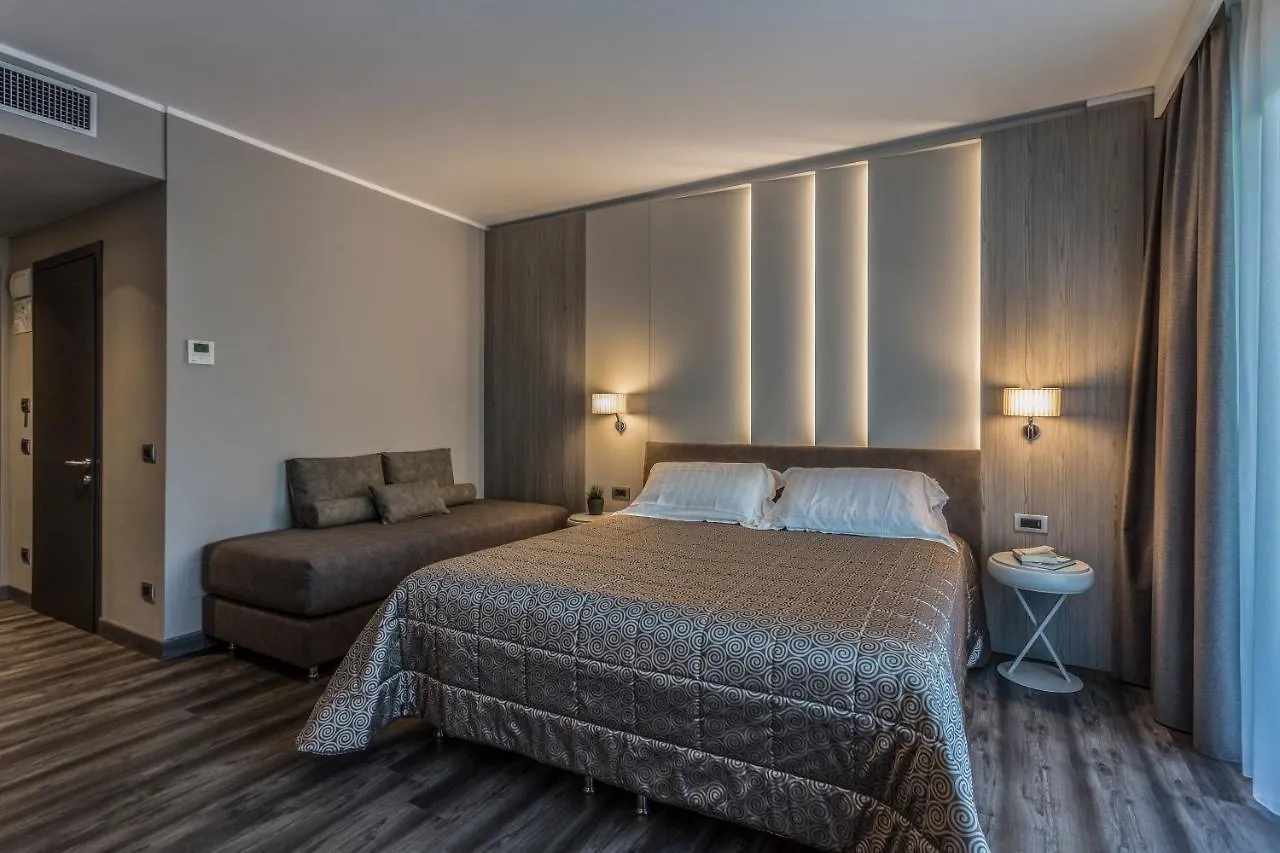 Hotel Giulietta Romeo Lazise Italy